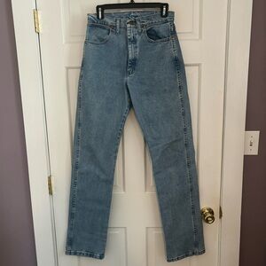 Wrangler cowboy cut slim fit jeans in antique wash size 7x34